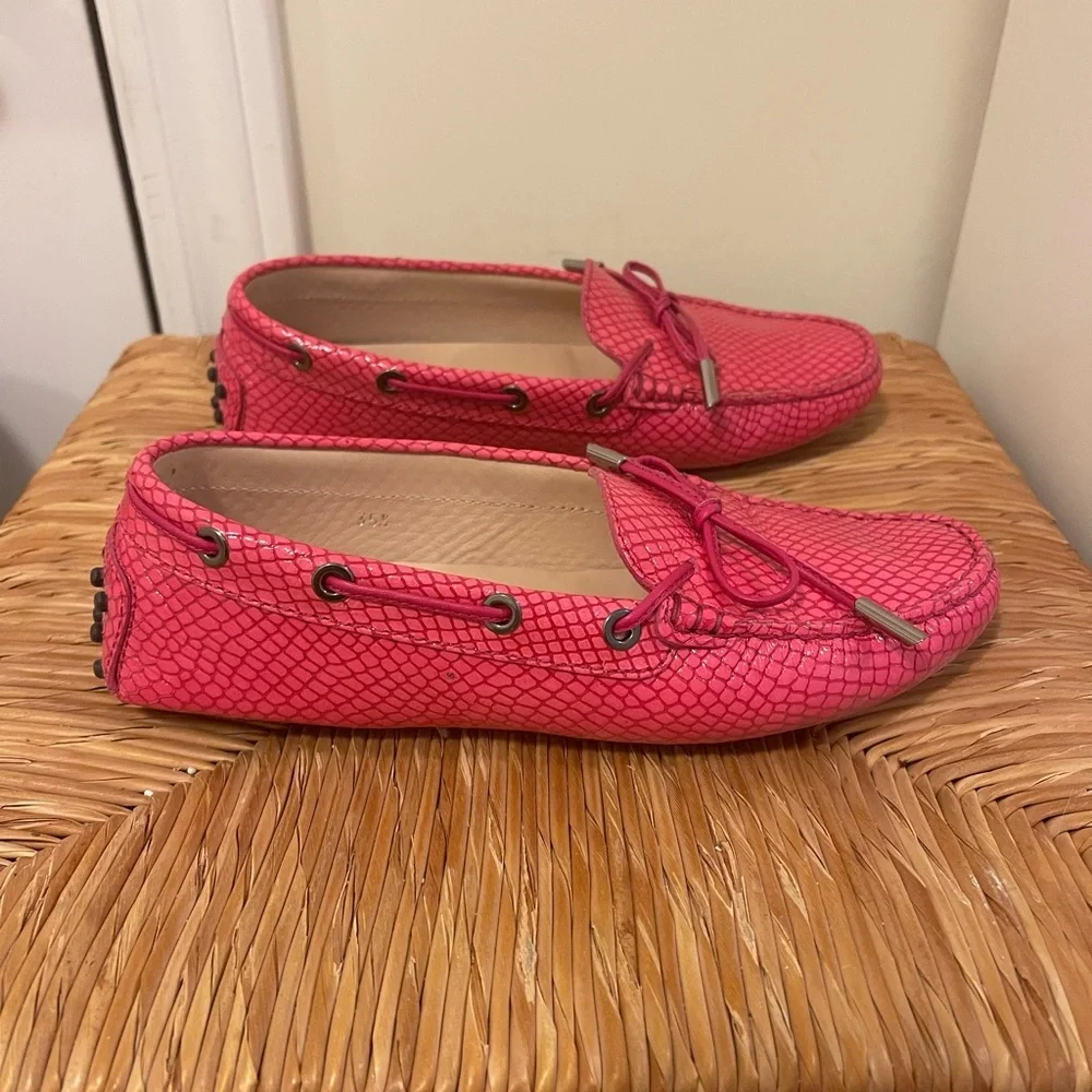 Tod's Pink Leather Flats Moccasin Style Size 35.5 - Picture 2 of 5
